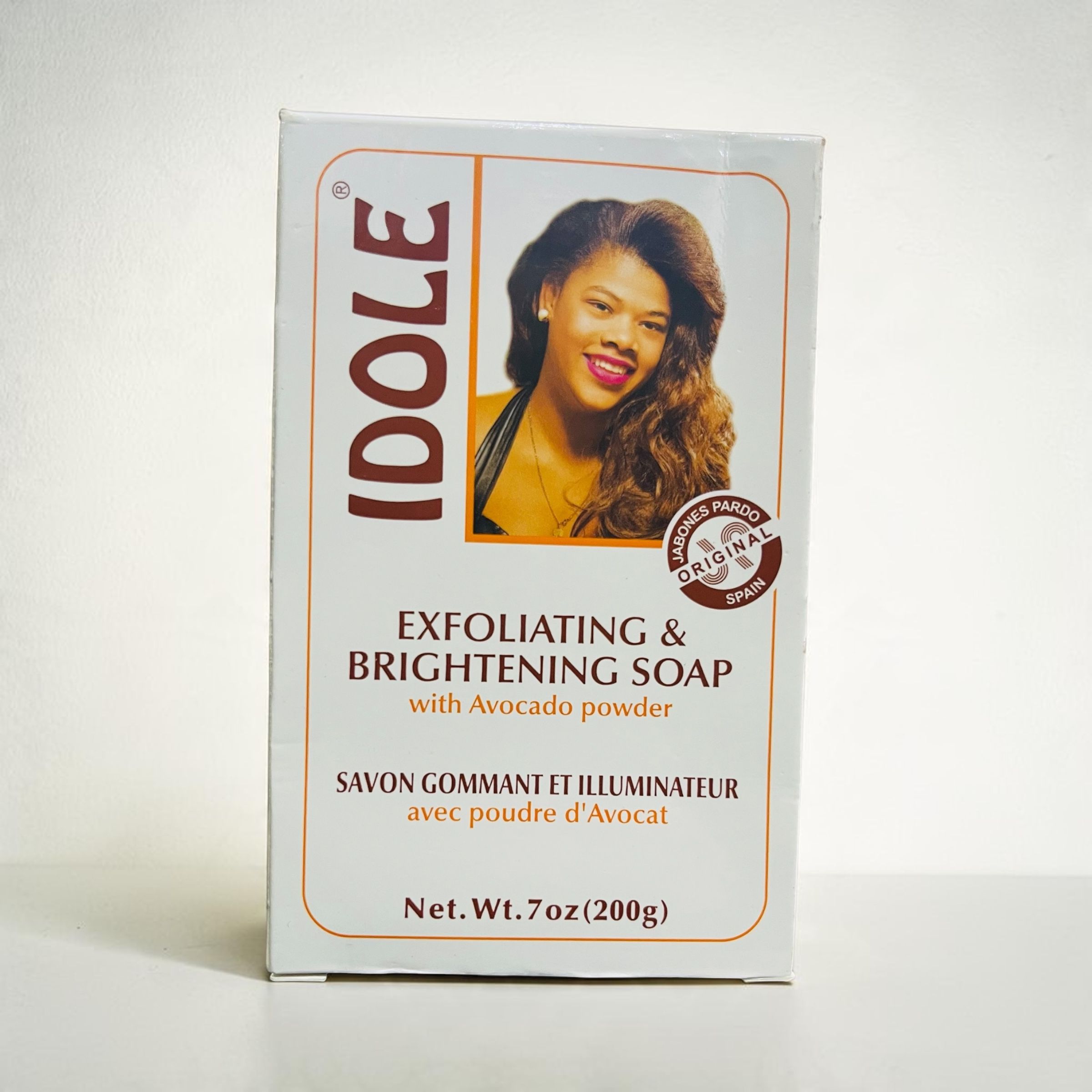 IDOLE LIGHTENING EXFOLIATING SOAP